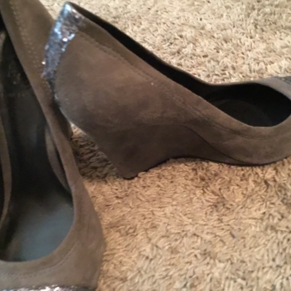 Tory Burch Glitter Heels - Picture 2 of 3